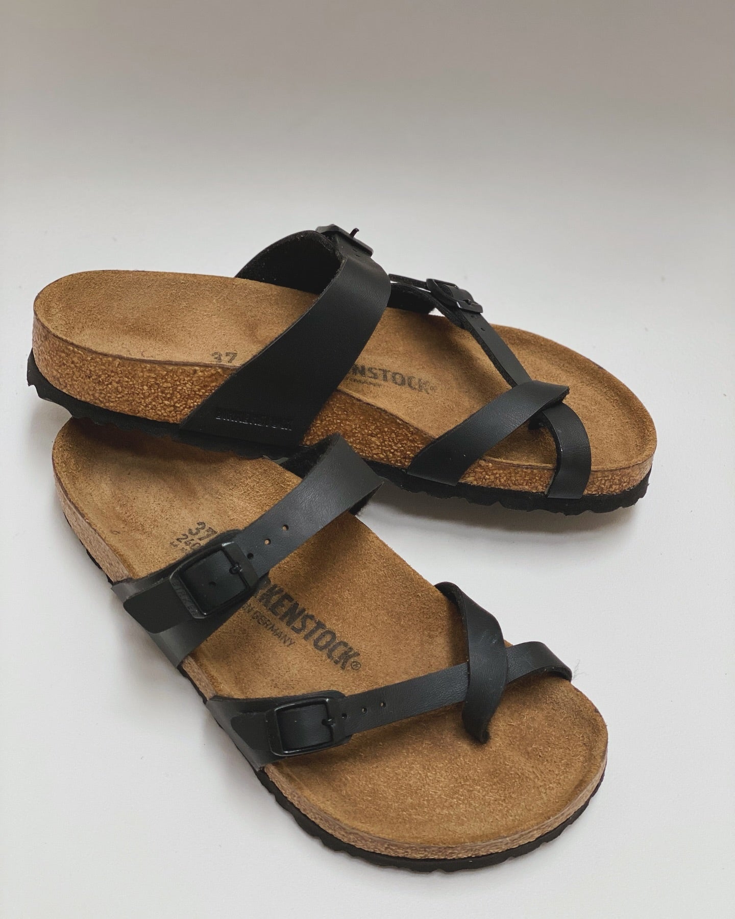Sandal Brooko 8