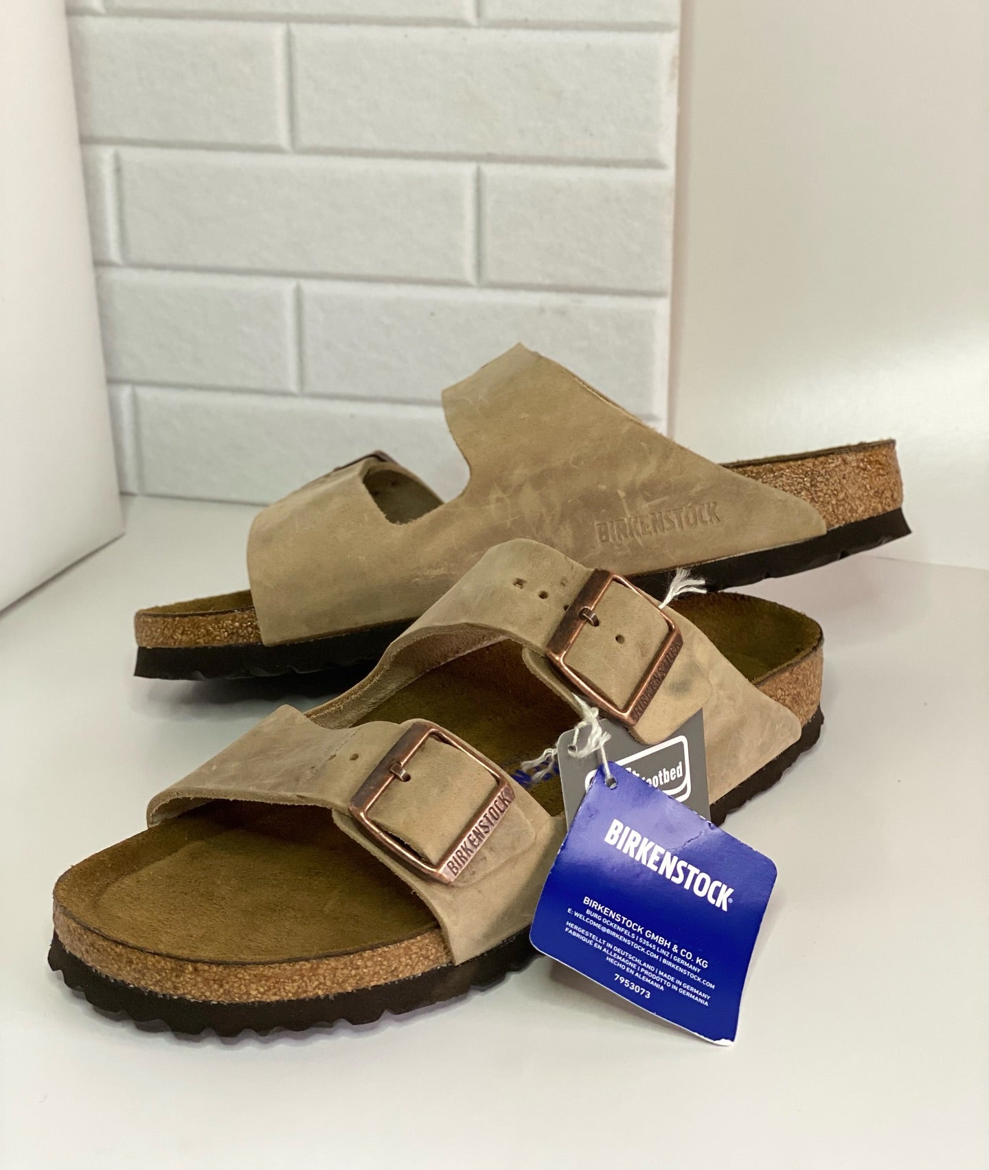 Sandal Brooko 4