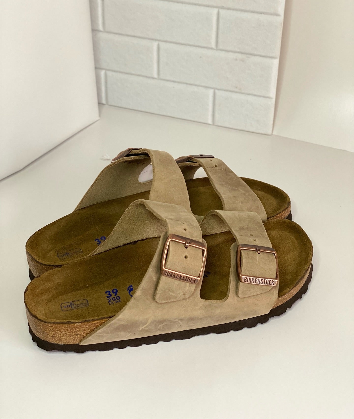 Sandal Brooko 4