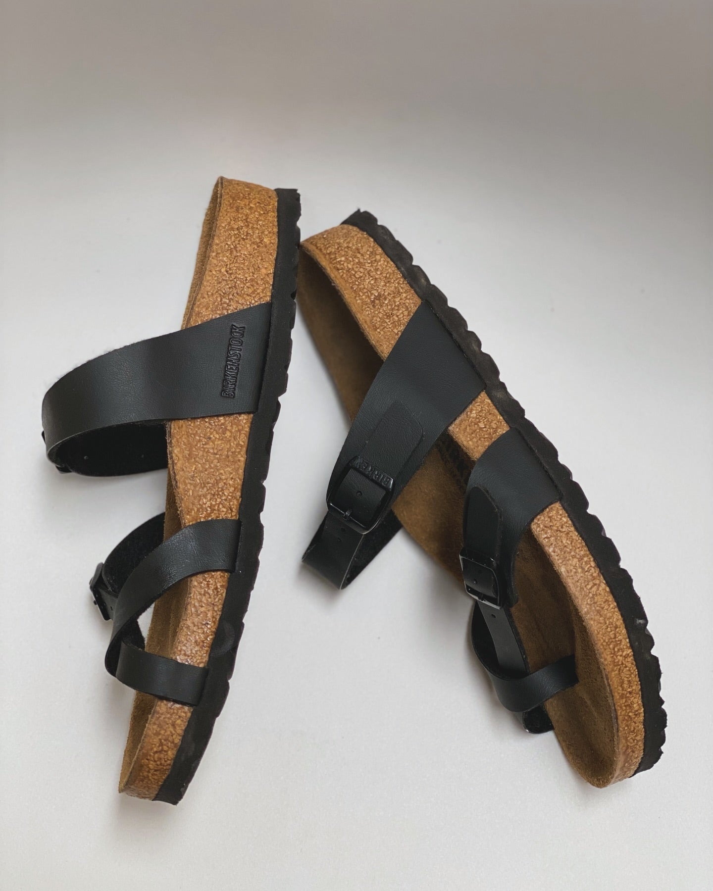 Sandal Brooko 8